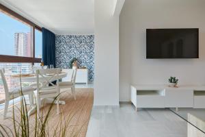 Sea Blue apartment - by Welcomely