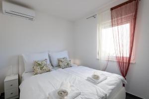 Bayview Villa by Pag tours