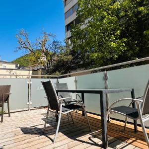 KRISTALL Doppelzimmer direkt im Zentrum, Balkon