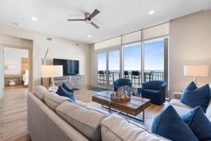 Vista Del Mar 206