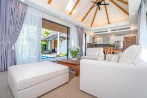 Anchan Villas Phuket - Private 2 Bedroom Pool Villas by Escape Villas