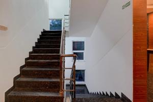 Super Townhouse Arcot Road Near Kauvery hospital