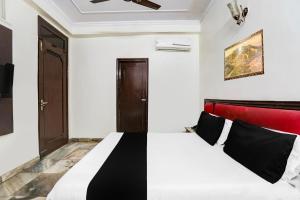 Hotel O Paharganj Near Railway Station Formerly Chand Palace