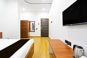 Hotel O Mana Camp Near Airport