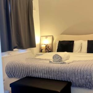 Stunning Lux 3 Bedroom home Priv Parking in Birmingham