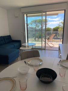 New flat with swimming pool on rooftop