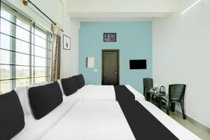 Super Collection O Chikmangaluru Near Railway Station