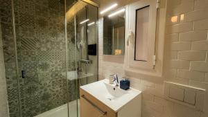 The Barcelona Centric APT by Maison Piñata