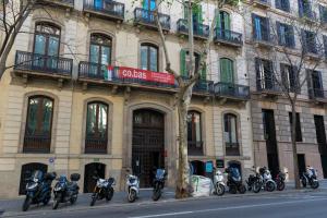 The Barcelona Centric APT by Maison Piñata