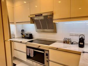 Elegant 4BR penthouse in BGC