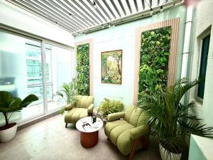 Elegant 4BR penthouse in BGC