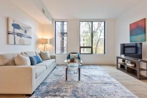 Luxury Private Apt Fenway