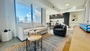 Rare Corner Unit Private Terrace & Sunset Views