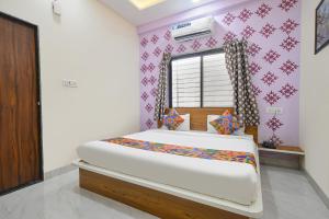 FabHotel Chirag Inn