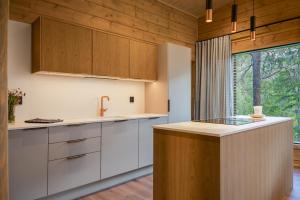 Aurora B Luxury Lodge