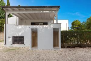 Villa delle Gazze by BarbarHouse