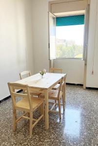 Nardo Beach Apartment 3 bedrooms - for large group acommodation - Beach and Culture nearby