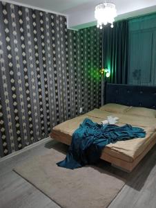 Golden House Apartments