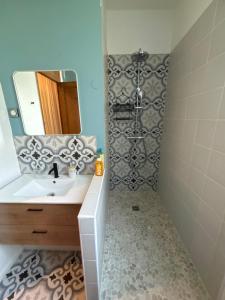 Renovated F3 Parking Clim Nice Mont Boron