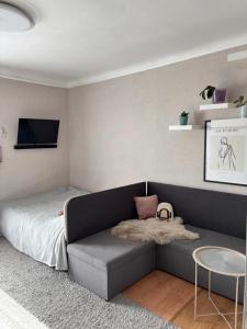 Затишна квартира-студія неподалік від вокзалу