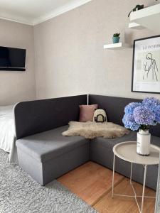 Затишна квартира-студія неподалік від вокзалу