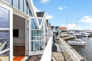 8511-Grenaa-Skakkes-Holm-64-c