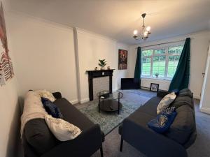Newbury House Long Stays Free Parking and Wifi