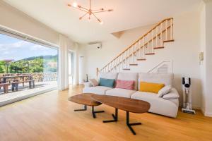 Hold in Hamdeok with beach