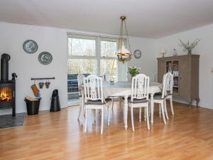 Secluded Forest Haven-By Traum