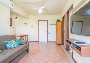 C120 Apto de um quarto no Merit Plaza