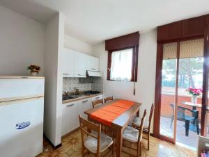 Flat only 200mt from the sea