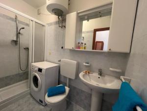 Flat only 200mt from the sea