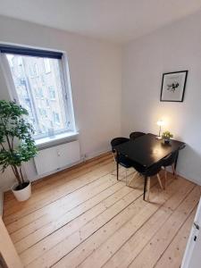 2 Bedroom Apartment near pedestrian street