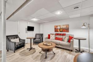 The Elegant Ranch by The Arbor Collection