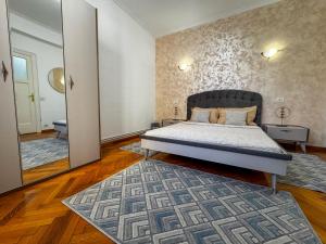 Bucharest Athenaeum Apartment