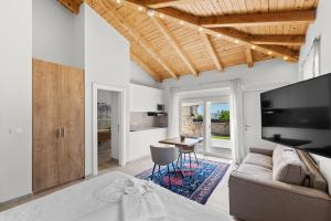 Villa Puccini with pool and sauna