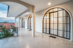 Le Jardin CoLiving B3 - Upscale Apt, Canggu center