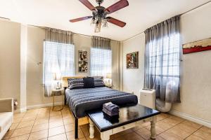 Casa Bonita Apartments