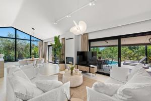 Villa Flores with private pool in Tar