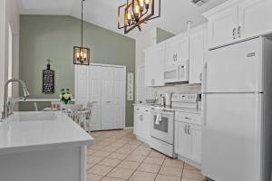 Waterfront View Oasis