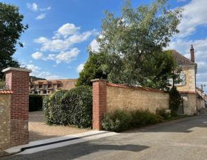 Appartement 1er étage dans maison de maître