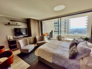 Exclusivo y Seguro Departamento Parque Arauco Las Condes