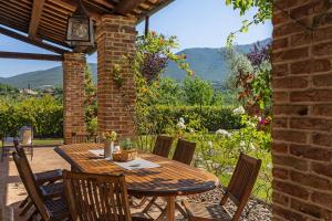 Scappo in Umbria, casale della quiete
