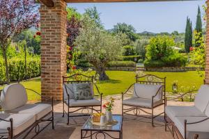 Scappo in Umbria, casale della quiete