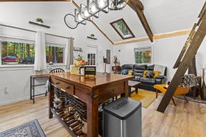 Beargrass - near Mt Rainier - grill, soak & relax