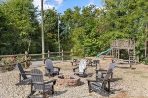 Royal Bliss by On Cue Properties