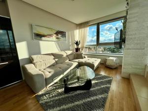 Panoramic sea-view penthouse