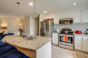 7 Mi to National Harbor Pet-Friendly Family Home