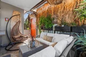 Charming Studio just a Few Blocks from the Beach