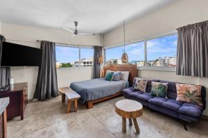 Charming Studio just a Few Blocks from the Beach